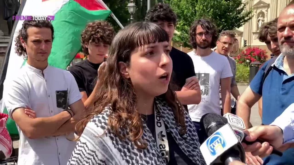 Scontri polizia-studenti, sei indagati e 9 perquisiti: “Un'intimidazione verso chi ha denunciato le violenze” / VIDEO