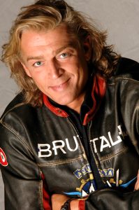 Sandy Marton in concerto al Central Club Firenze