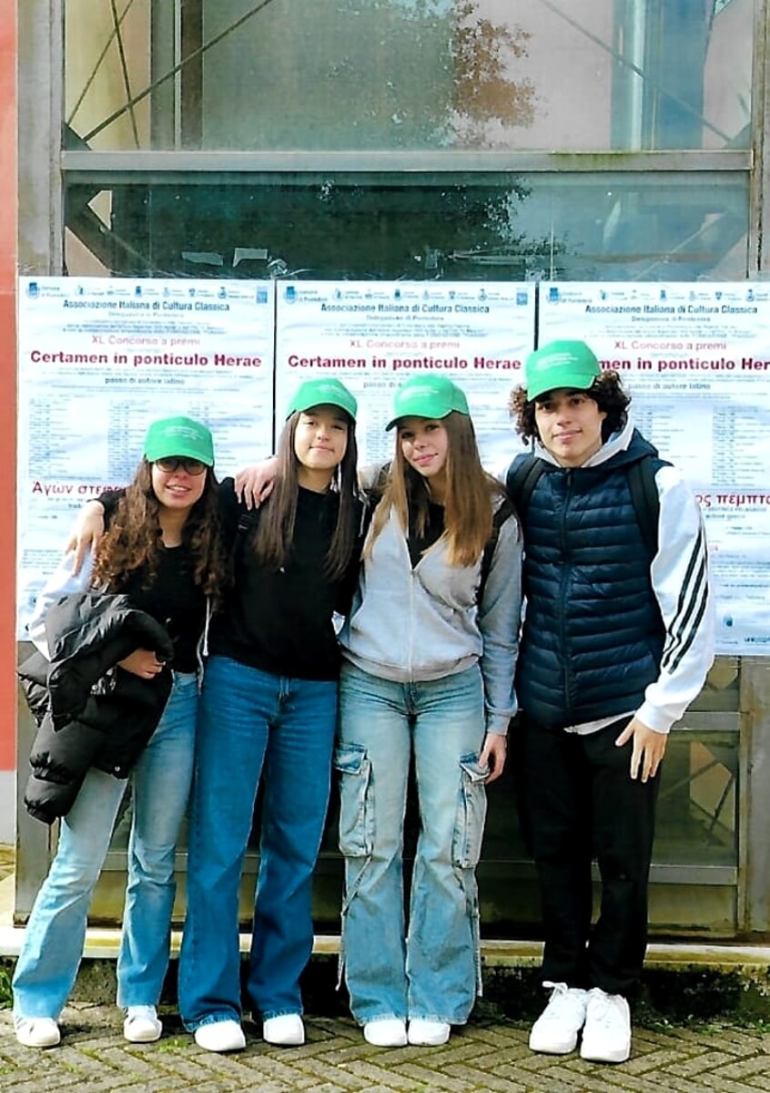 Studenti del Russell-Newton vincono il concorso di latino