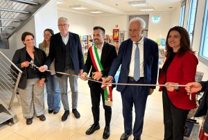 A Campi rinasce la biblioteca. E si fa in tre  FOTO