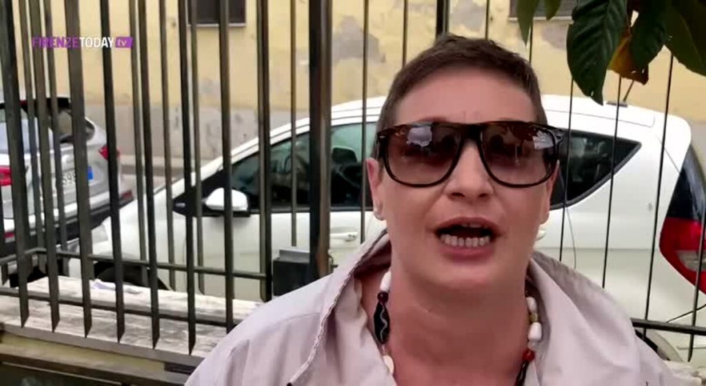 Scuola, protestano genitori e professori: “Senza dirigente non possiamo fare niente, siamo nel limbo” / VIDEO