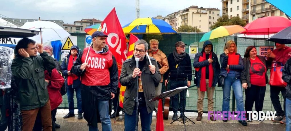 Corteo del Primo Maggio, i sindacati di base partono dal cantiere della strage  FOTO