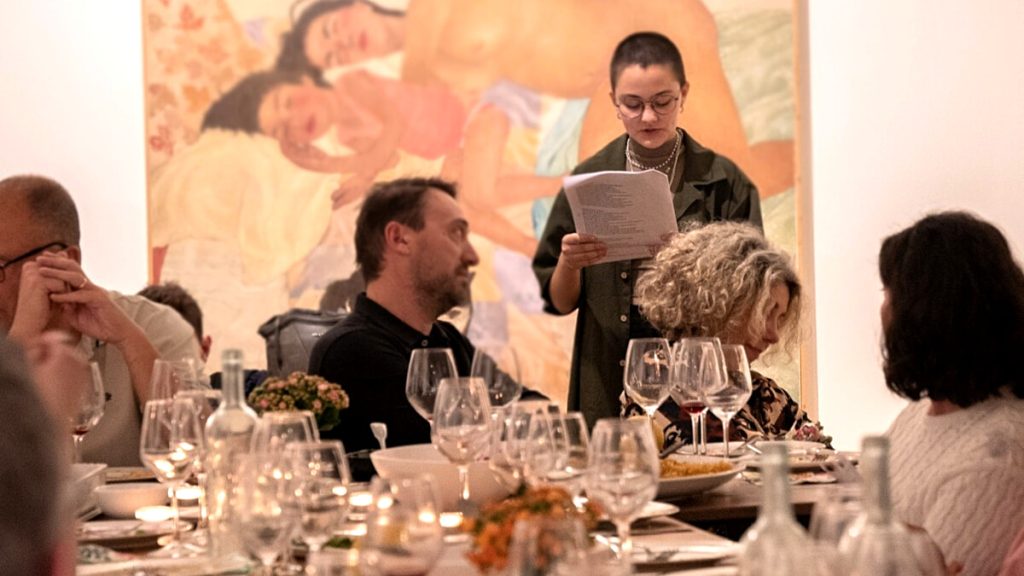 Le cene per imparare cucina e cultura di altri paesi in una galleria d’arte di Firenze