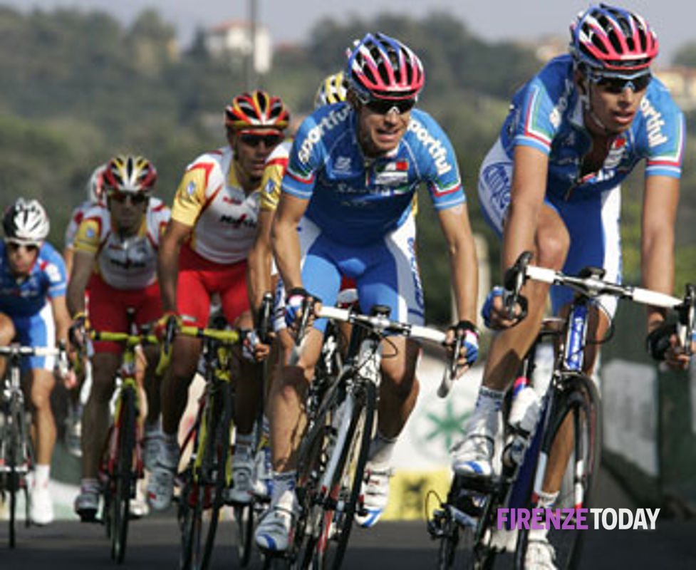 Tour de France 2024: divieto di alcol e spray urticanti nella tappa Firenze – Rimini