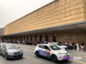Taxi, restano le code / FOTO