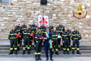 Crollo di via Mariti, Fiorino d'Oro ai vigili del fuoco / FOTO