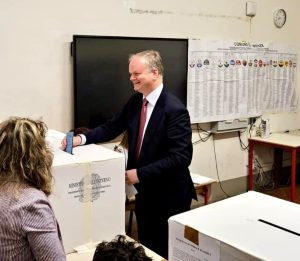 Elezioni, i candidati alle urne: Eike Schmidt al voto / FOTO