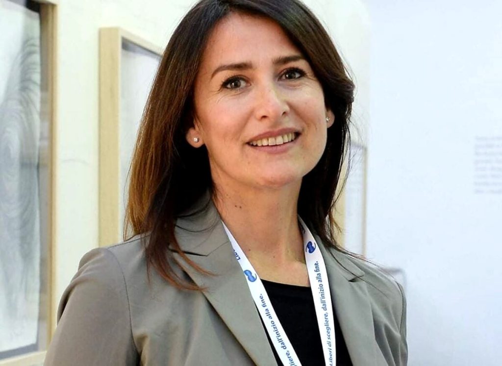 “Costretta dall’Asl al trattamento sanitario per ottenere il diritto a morire”