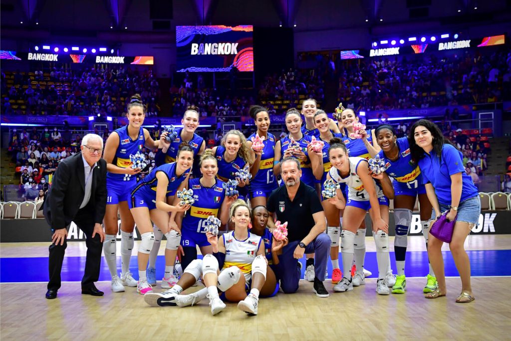 VNL, l'Italia vola in semifinale. C'è gloria anche per Antropova