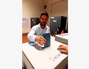Ballottaggio, i 5 Stelle si schierano con Funaro. E il centrodestra chiama Italia Viva