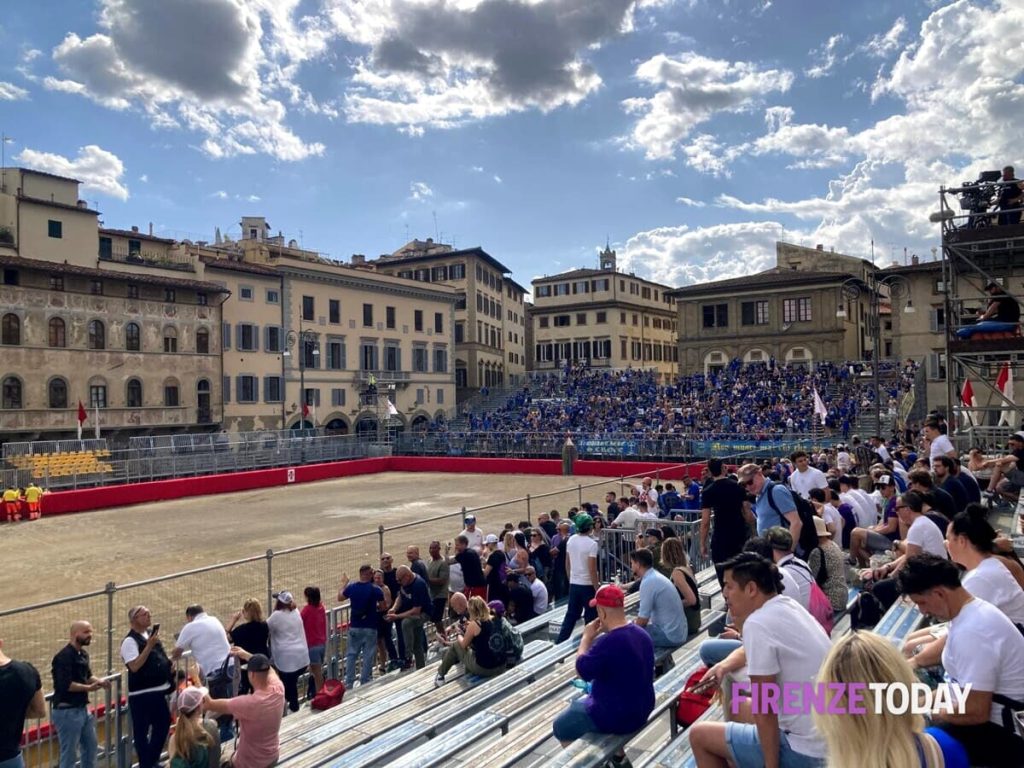 Calcio storico 2024: la prima semifinale Verdi - Azzurri  DIRETTA