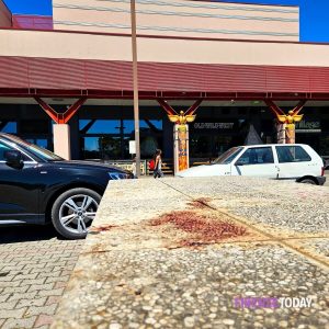 Maxi rissa nel parcheggio: situazione al limite. Dormentoni: “L’area già segnalata alla Prefetta”