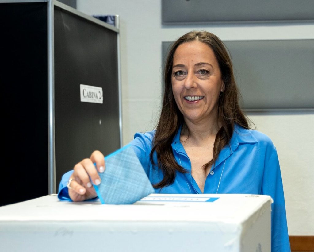 Ballottaggi: la candidata sindaca ha votato in Via della Colonna FOTONOTIZIA