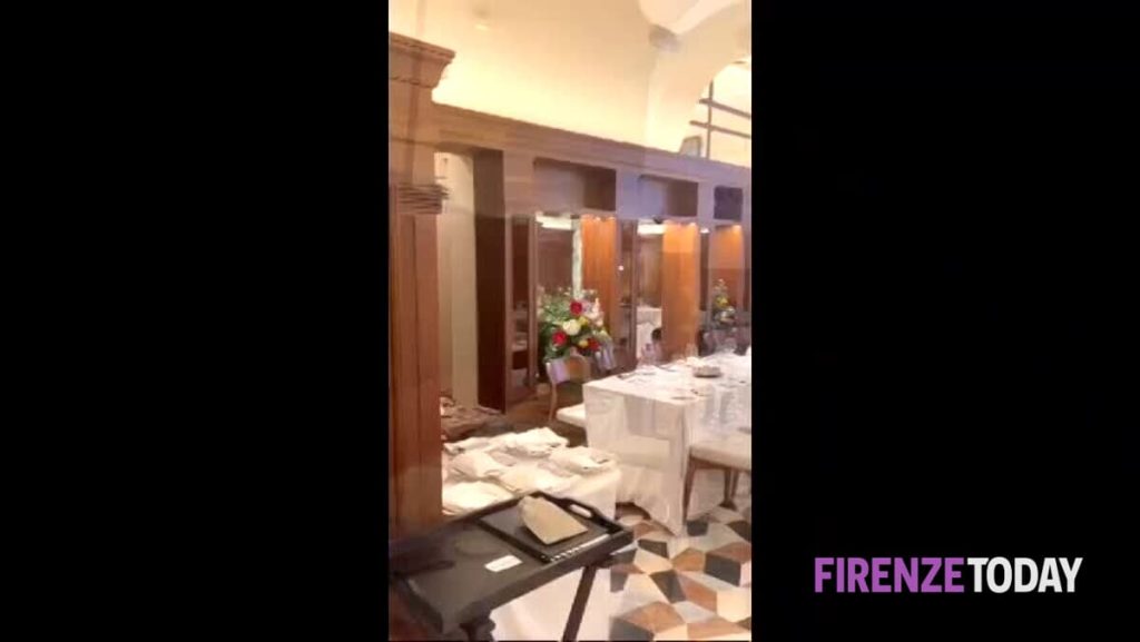 Centro: riaprono le Giubbe Rosse, ecco come si mostra lo storico caffè VIDEO