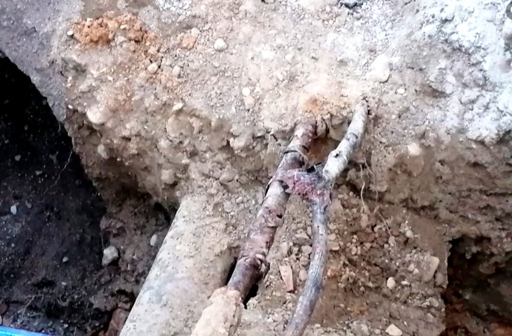 Cantiere Publiacqua: cavi tranciati, decine di famiglie senza internet