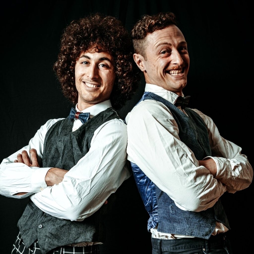Duo flosh in "No stop!"