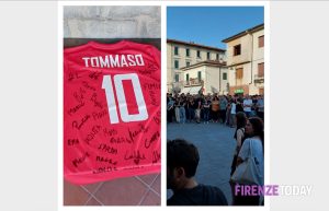 In tantissimi per l'ultimo saluto a Tommaso / FOTO