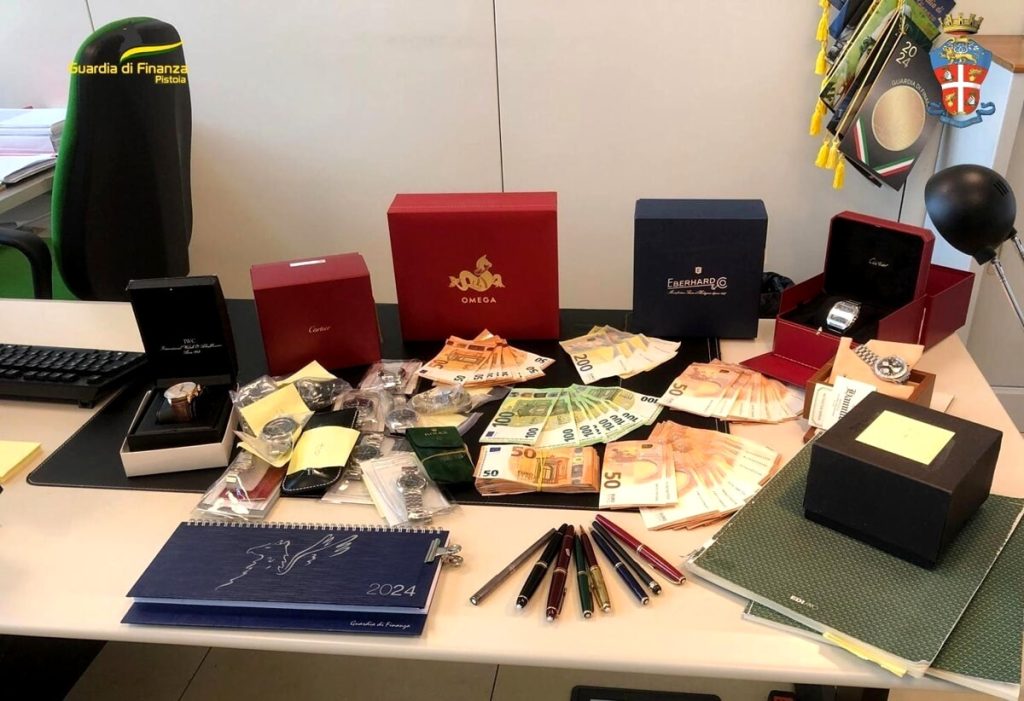 Ricettazione, riciclaggio, usura, droga: tutto ruotava attorno ad insospettabile gioielliere, maxi sequestro della Finanza