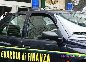 Riciclaggio nei ristoranti del centro, sequestrate anche due Ferrari