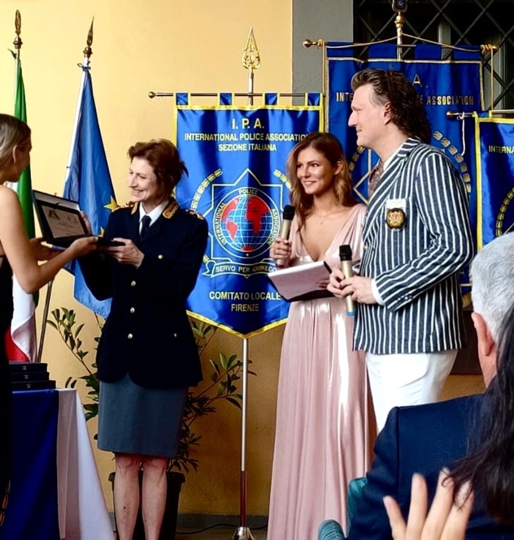 Premio Osf Green award al questore di Firenze