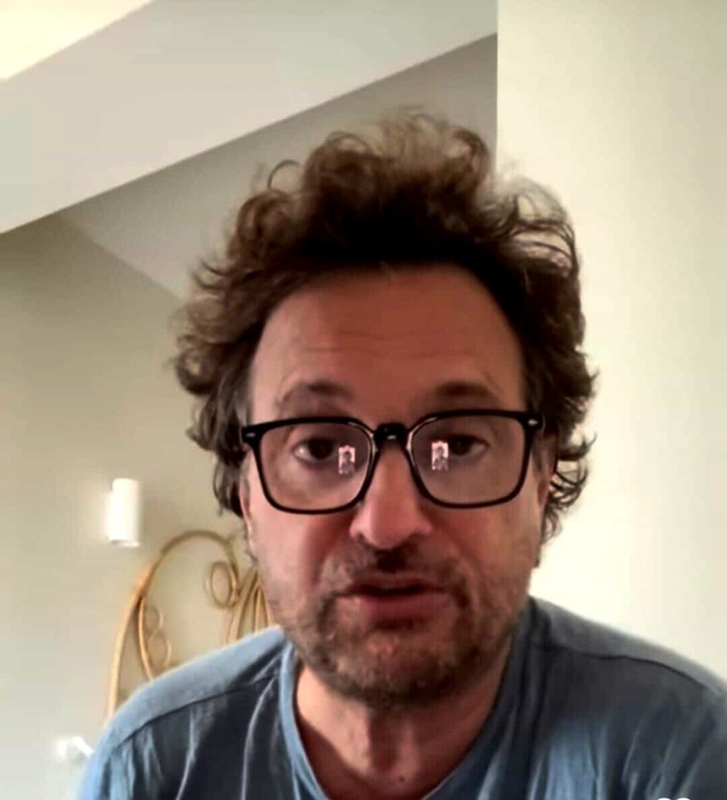 Pieraccioni professore di Fiorentino: "Non fate l'errore di studiare a settembre!" / VIDEO