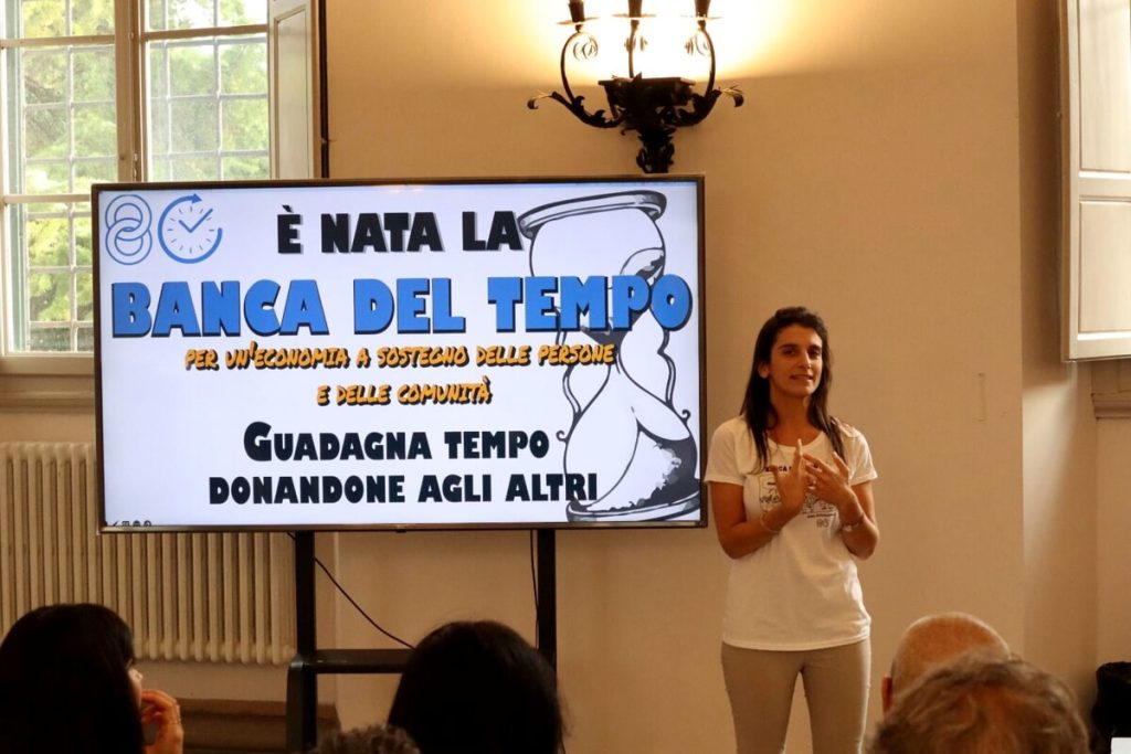 Donare alcuni servizi per riceverne altri in cambio: nasce a Firenze la Banca del Tempo