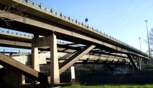 Al via la sostituzione del guard rail sul viadotto Marco Polo