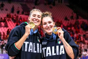 Volley A1 femminile, Antropova in visita alla Savino Del Bene prima delle vacanze