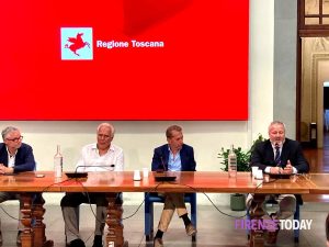 Sanità, altri 20 robot chirurgici per gli ospedali toscani. Giani: “Un investimento sulla salute” 