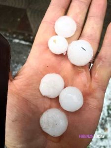 Pomeriggio con pioggia e grandine: treni in ritardo o cancellati