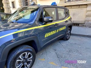 Droga: fermato per un controllo, aveva mezzo chilo di cocaina e quasi 50mila euro in contanti