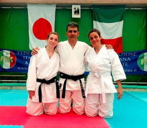 La storia di Francesca e Olivia, sorelle e campionesse di karate: "Questo sport ti insegna a vivere"