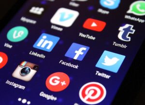 L'educazione dei social media  Podcast