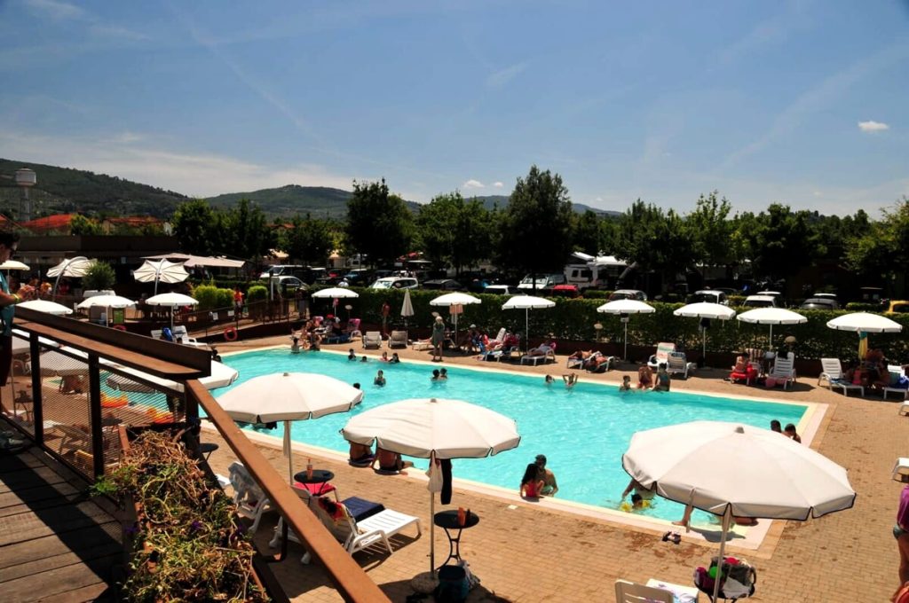 Le piscine aperte a Firenze per Ferragosto 2024