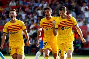 Fiorentina, proposto un calciatore ex Barcellona: valutazioni in corso