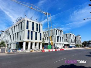 Quasi pronto il nuovo maxi studentato di lusso, ma le polemiche non si placano / FOTO
