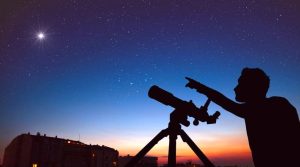 Notte di San Lorenzo, a Villa Vogel cocomerata e osservazione delle stelle