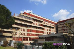 Gamba amputata dopo la caduta in ospedale: maxirisarcimento