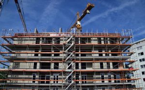 Edilizia, sindacati divisi sulla patente a punti
