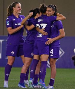 Fiorentina Femminile, dopo la batosta col Wolsfburg torna il sorriso: Samp battuta 4-0 al Viola Park
