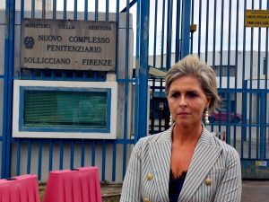 Mazzetti: “Caldo, insetti e infiltrazioni, a Sollicciano situazione drammatica per detenuti e lavoratori”