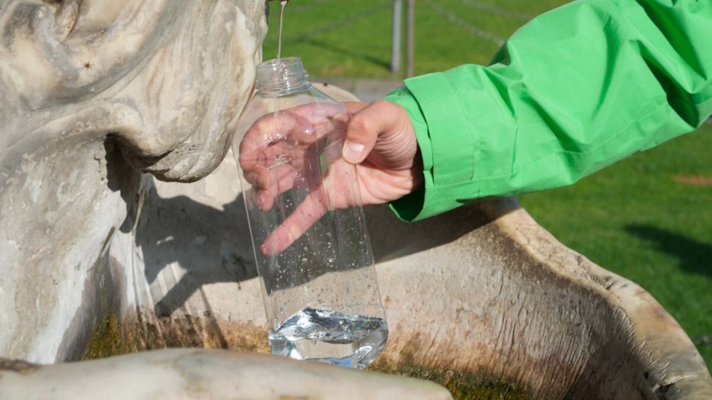 Pfas, i campionamenti di Greenpeace arrivano a Firenze / FOTO