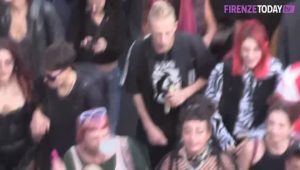 Pride contro le politiche governative e il decreto sicurezza: "Ci vogliono clandestine ma resteremo libere" / VIDEO e FOTO