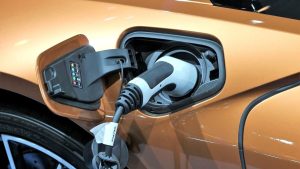 Colonnine elettriche per le ricariche: via le vecchie, arrivano quelle 'rapide'