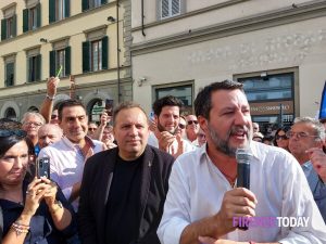 Processo Open Arms, a Firenze anche Vannacci in soccorso di Salvini. "La mia condanna sarebbe un via libera ai delinquenti"