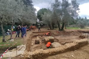 Archeologia, la scoperta: “Probabile un insediamento romano sotto la pieve di San Pietro” / FOTO