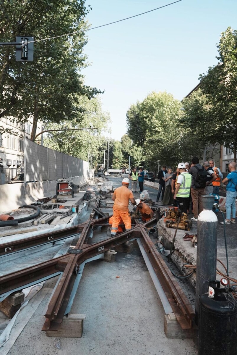 Tramvia: posato ultimo metro di binari della linea Fortezza-Libertà-San Marco