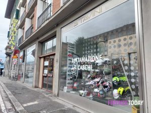 Moto: addio a Stavini, chiude lo storico negozio