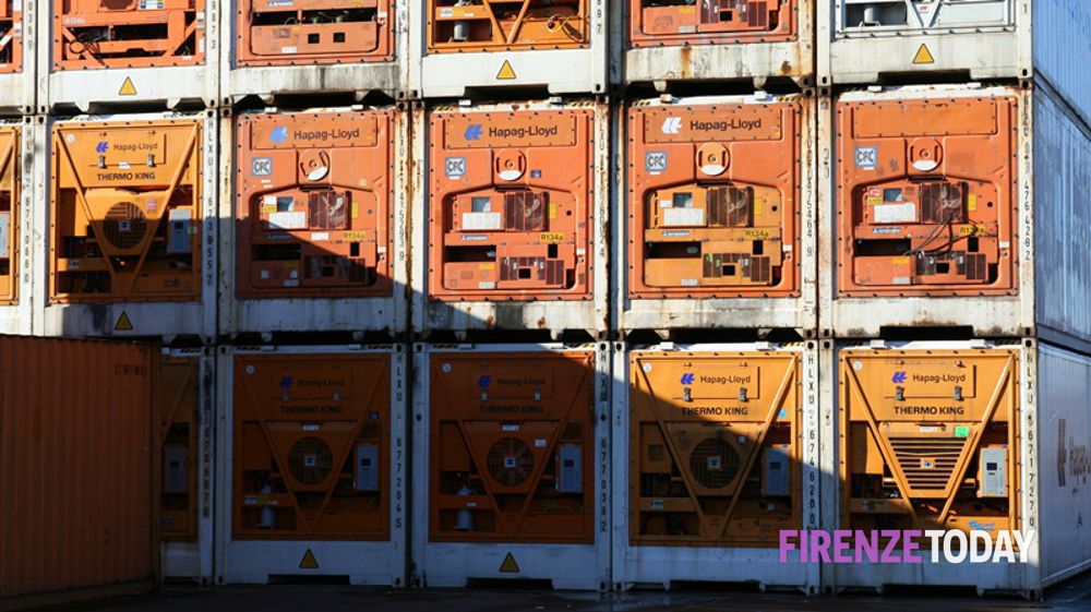Esportazioni, nel Fiorentino reggono le vendite di prodotti farmaceutici, macchine e olio. Crolla il settore moda