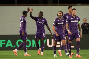 Fiorentina-TNS 2-0: i viola faticano ma alla fine gioiscono con Adli e Kean